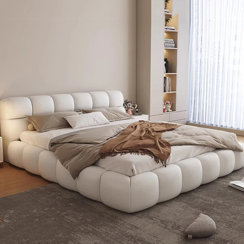 Elegant bed
